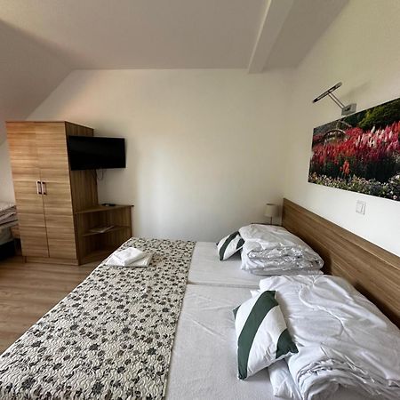 Agroturystyka Pod Grzywaczem Villa Sloszow Exteriör bild