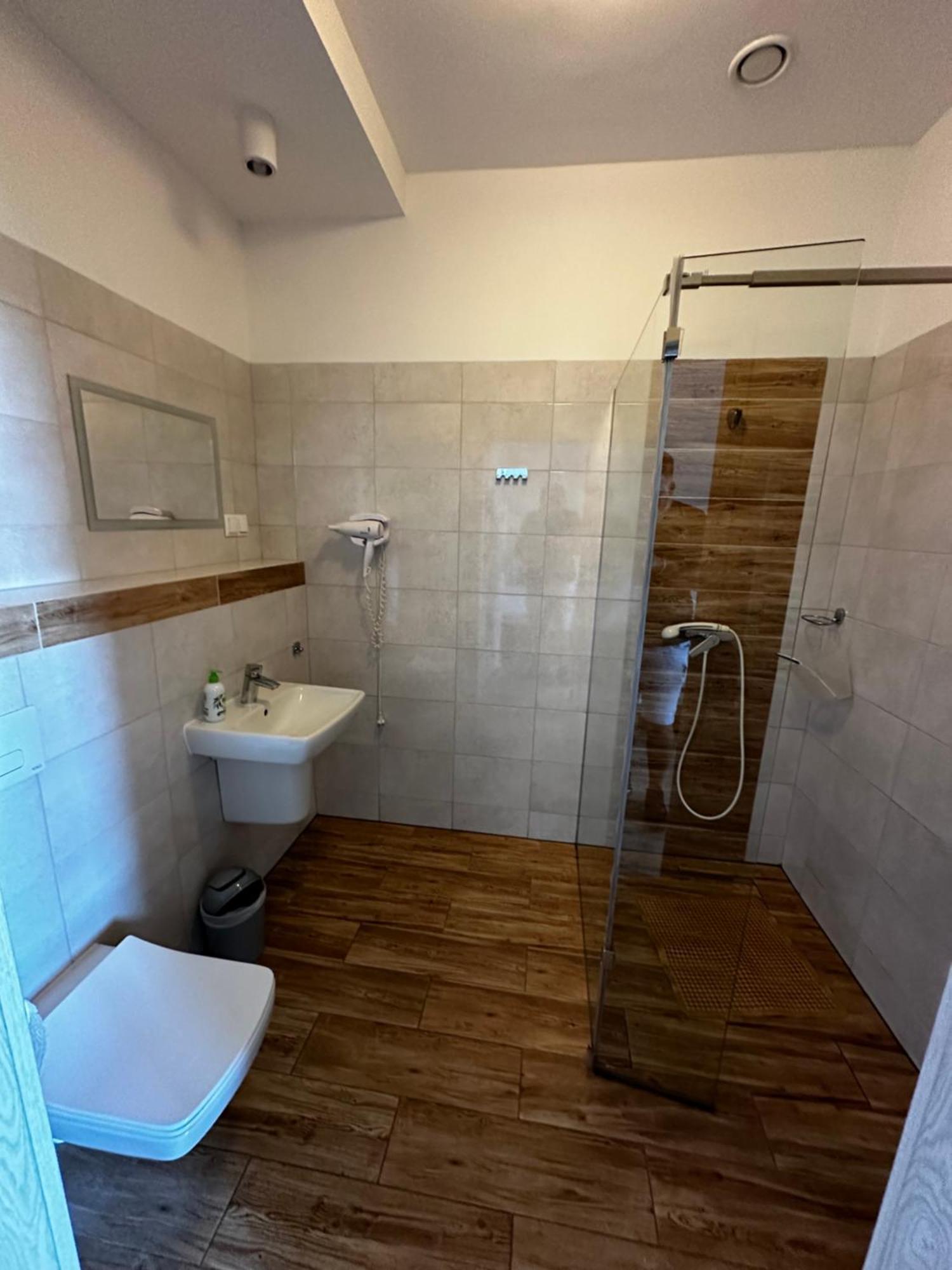 Agroturystyka Pod Grzywaczem Villa Sloszow Exteriör bild