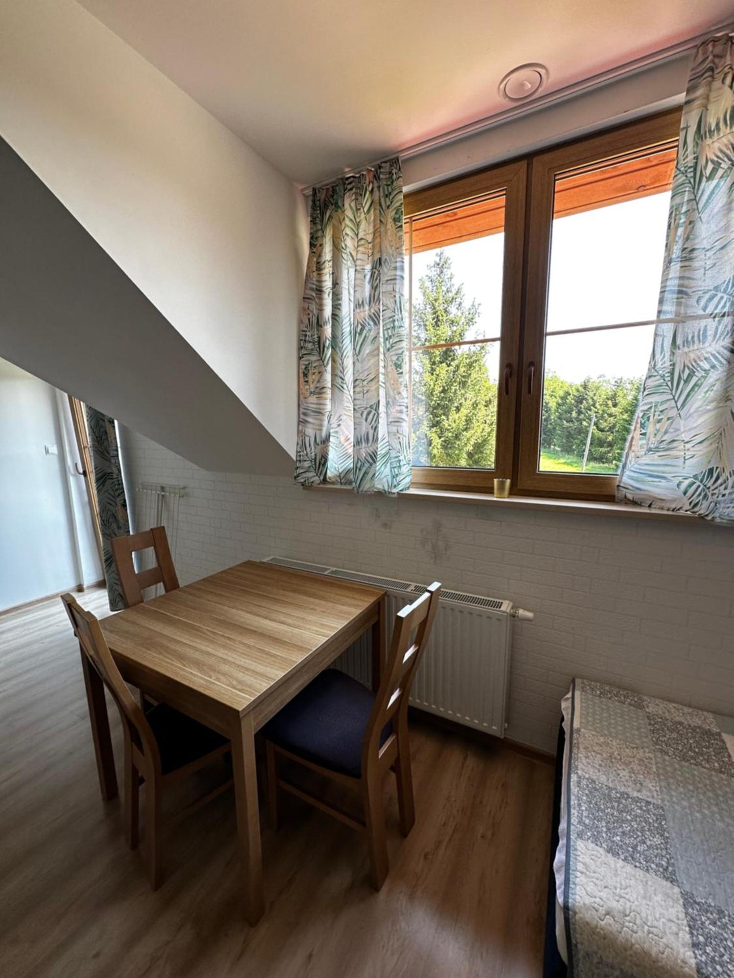 Agroturystyka Pod Grzywaczem Villa Sloszow Exteriör bild